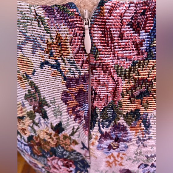 Floral Mini Skirt - Picture 2 of 6